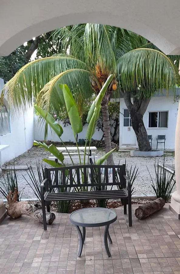Claro De Luna Playa del Carmen Aparthotel